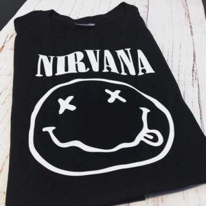 tricou-negru-cu-mesaj-rock-nirvana-poza-reala