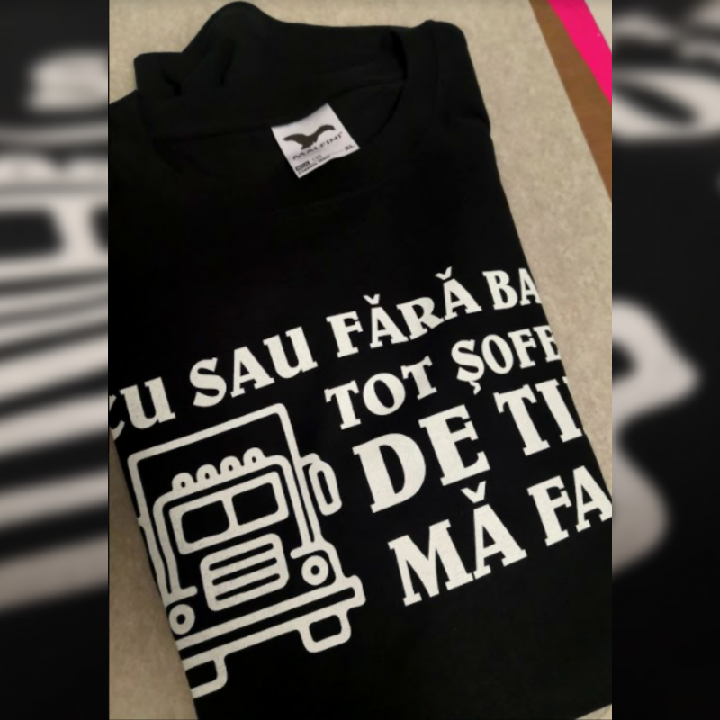 Tricouri cu mesaje